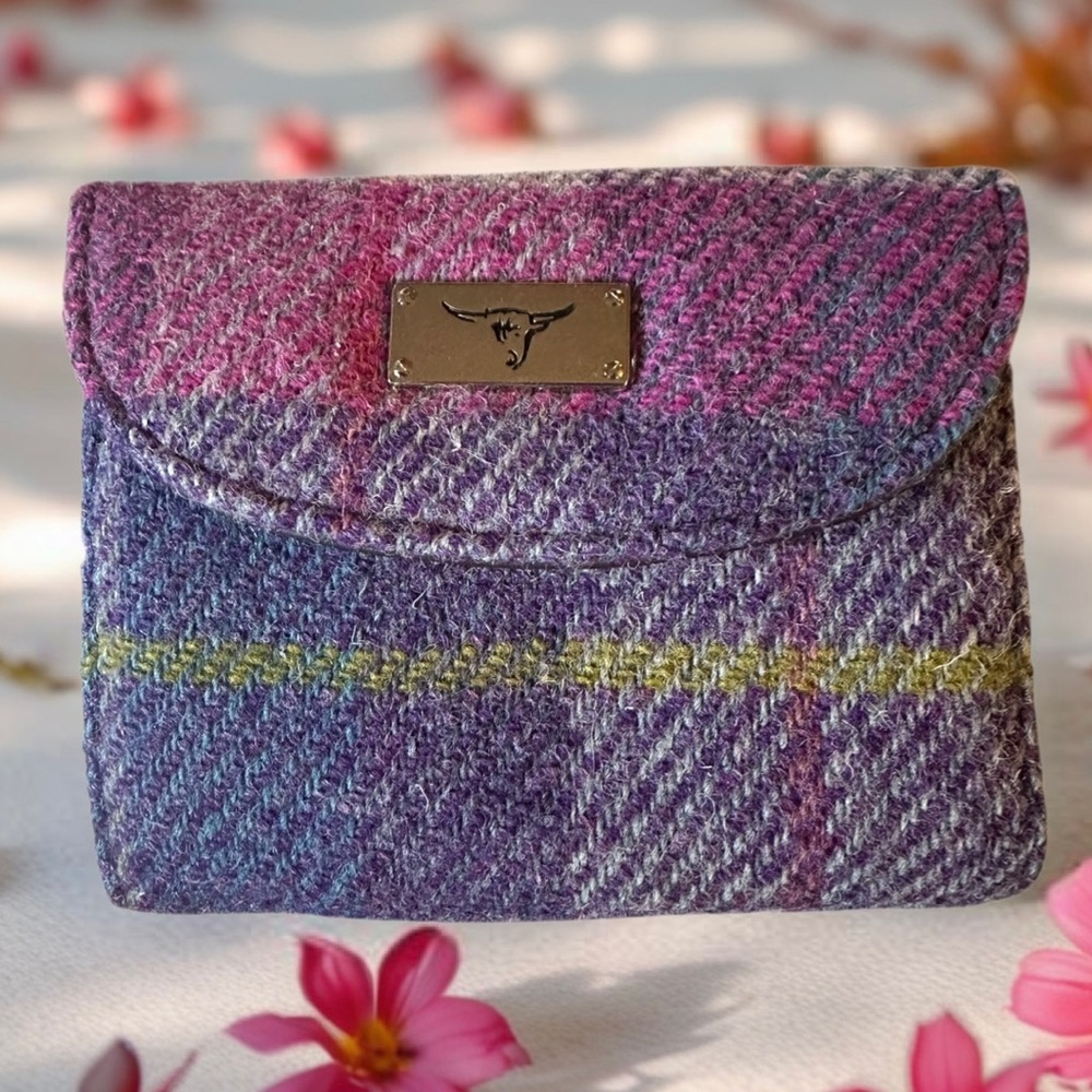 Glen Appin Harris Tweed “Jura” Short Wallet
NWOT
